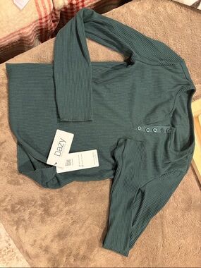 Dazy Ribbed Long Sleeve Henley Top in Teal